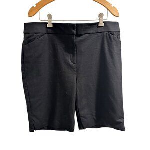 🍒 2/$20 🍒 Chicos Womens Black Bermuda Shorts Size 1.5 U.S. Size 10